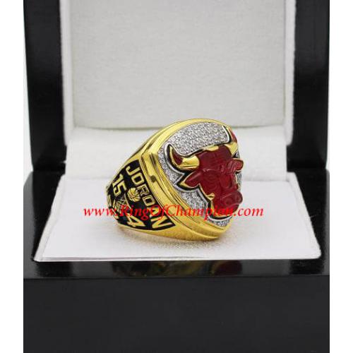 1987 – 1994  The Bulls and the First Three Rings